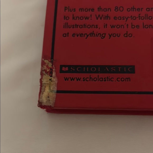 The Girls' Book how to be the best at everything- Red Cover 2007 - Picture 4 of 5